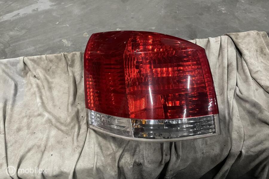Achterlicht links Opel Signum ('03-'08) 13159861