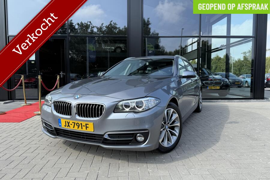BMW 5-serie Touring 520i Luxury |Leer|Trekhaak|Navi