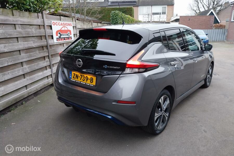 Nissan LEAF N-Connecta 40 kWh