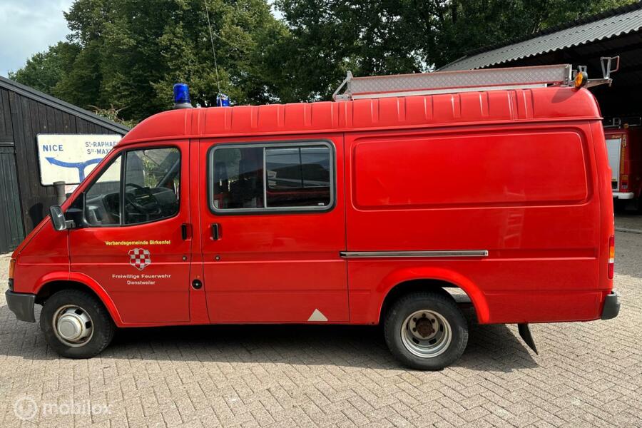 Ford Transit 1987 benzine brandweer23 D km lang en hoog