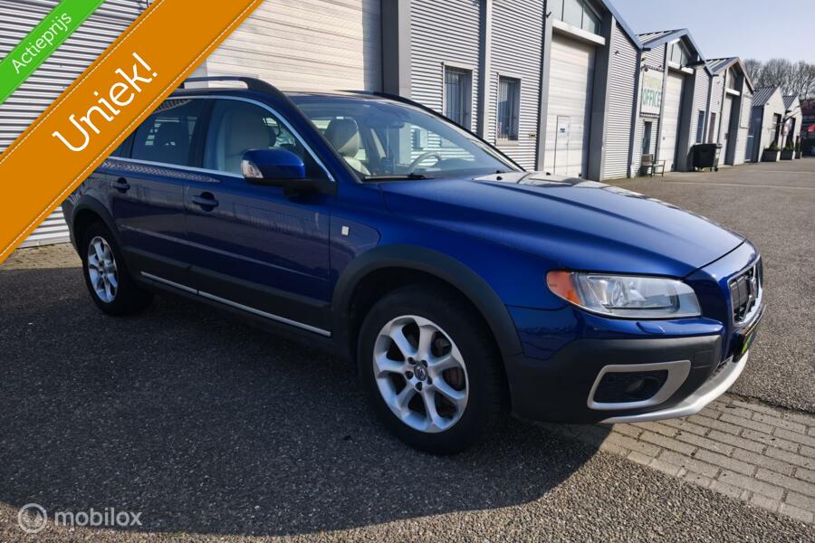 Volvo XC70 2.4 D5 / Ocean Race / Leder / Youngtimer /