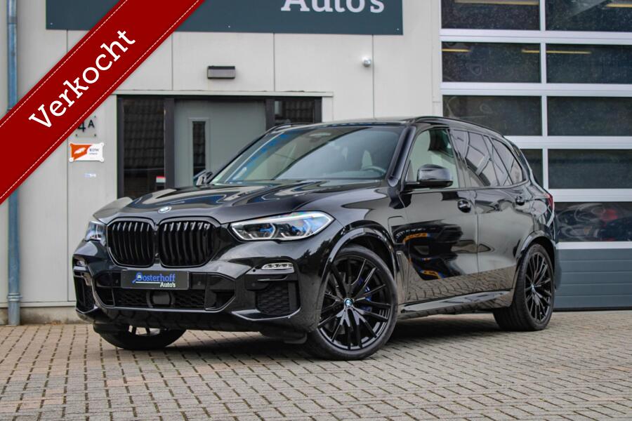 BMW X5 xDrive45e High Executive M-sport B&W|SKYLOUNGE