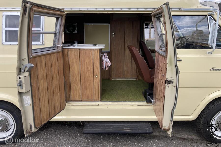 Ford USA Econoline  Camper v8 van belastingvrij