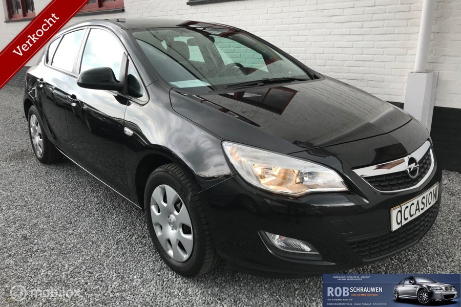Opel Astra 1.4 Turbo Edition hatchback AUTOMAAT 2011