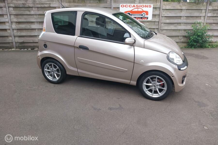 Microcar Brommobiel M.GO SXI DCI