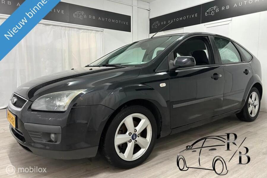 Ford Focus 1.6-16V First Edition