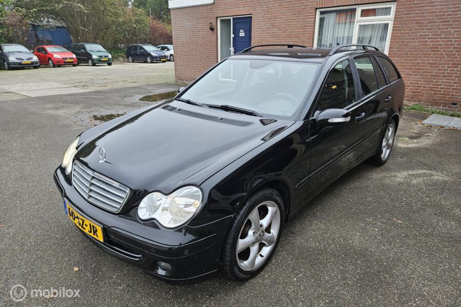 Mercedes C-klasse Combi 180 K. Elegance