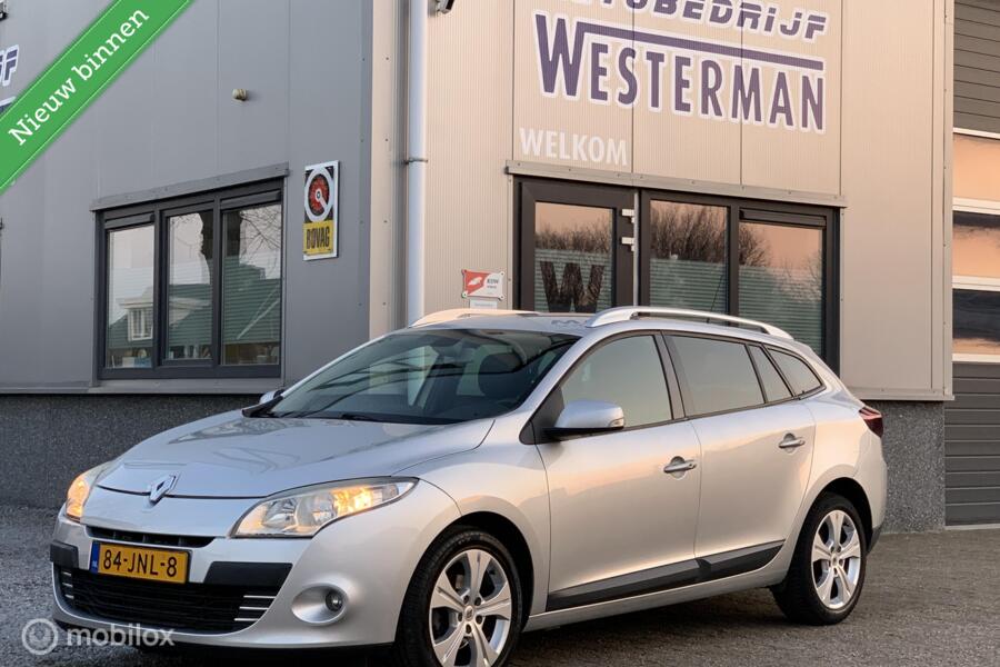 Renault Megane Estate 1.4 TCe Privilége Navi Clima Cruise 17"Lmv etc.