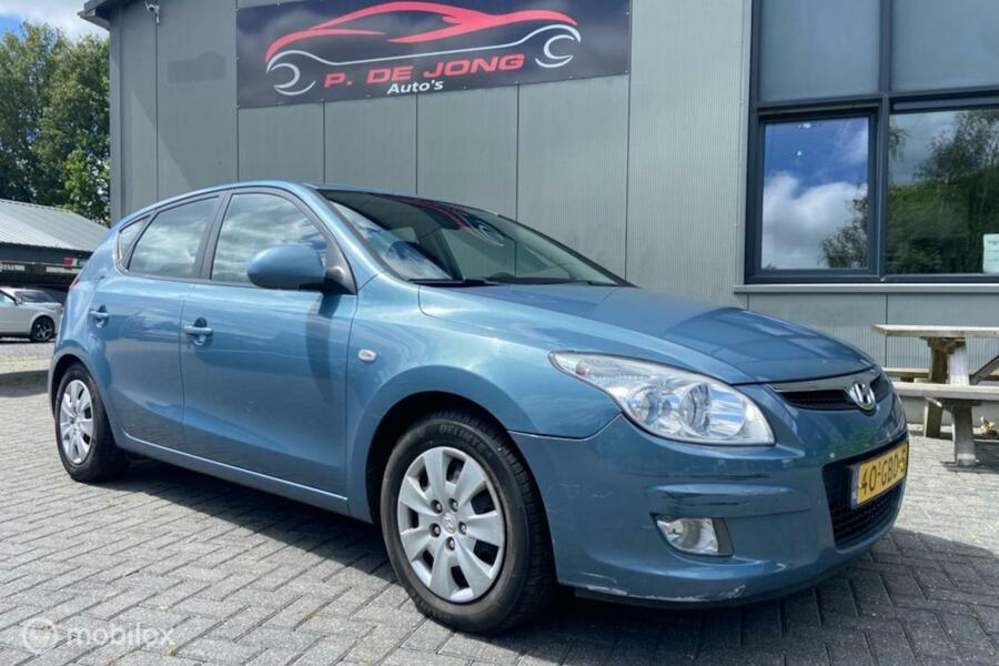 Hyundai i30 1.6i Dynamic