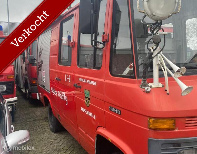 Mercedes 508 diesel foodtruck 29.800 km