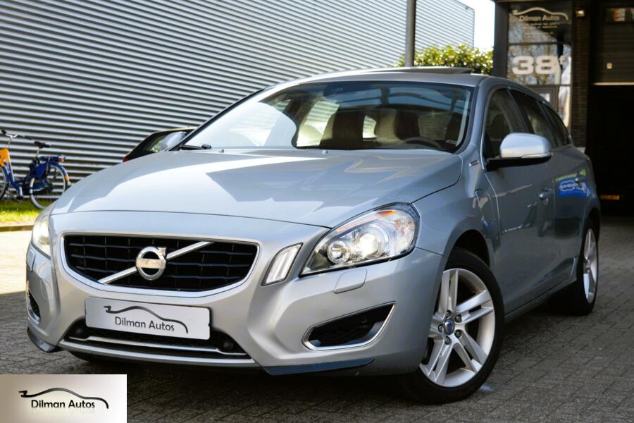 Volvo V60 2.4 D6 AWD Plug-In Hybrid Pure Limited|Leder|Nap!!