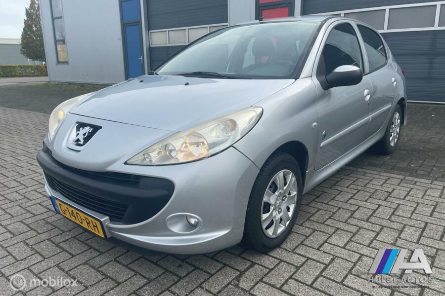 Peugeot 206+ 1.1 Access Lite 2012 | 5-deurs | Lage kms | Airco | Apk