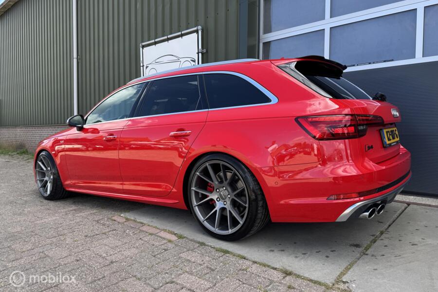 Audi S4 Avant 3.0 TFSI Quattro|Pano|B&O|Virtual|Milltek|PDC|