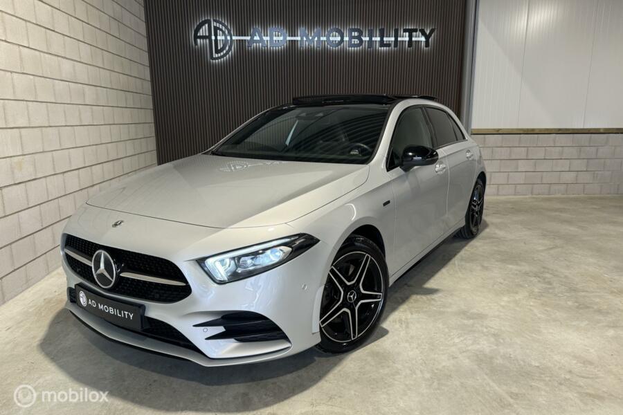 Mercedes A-klasse 250 e Business Solution AMG Limited PANO