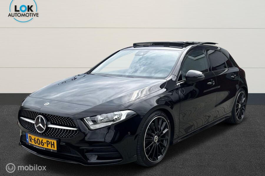 Mercedes-Benz A-klasse 250 AMG Styling Panoramadak Burmester Sfeer verlichting Stoelverwarming