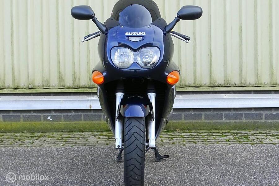 Suzuki GSX 750 F