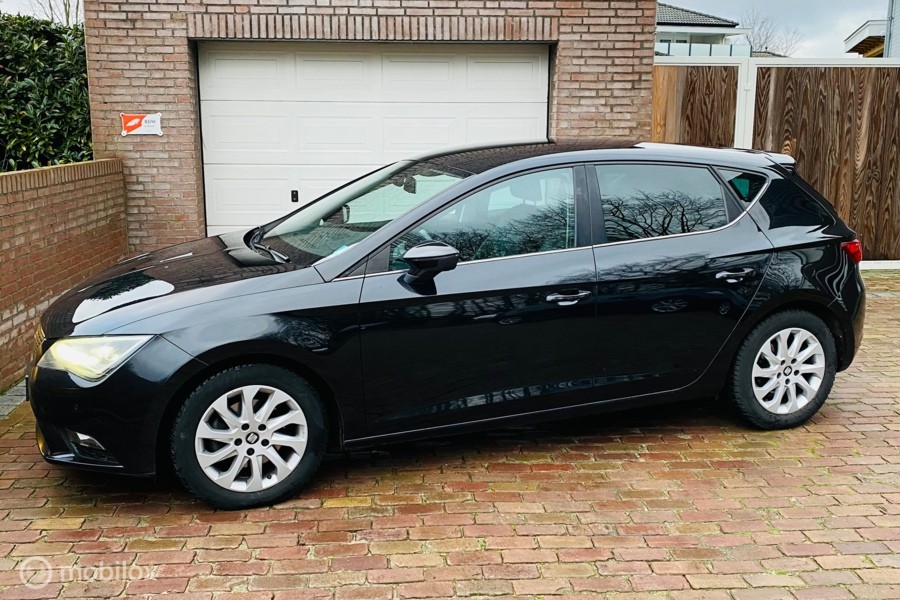 Seat Leon 1.6 TDI Style Business  Limited Edition 2