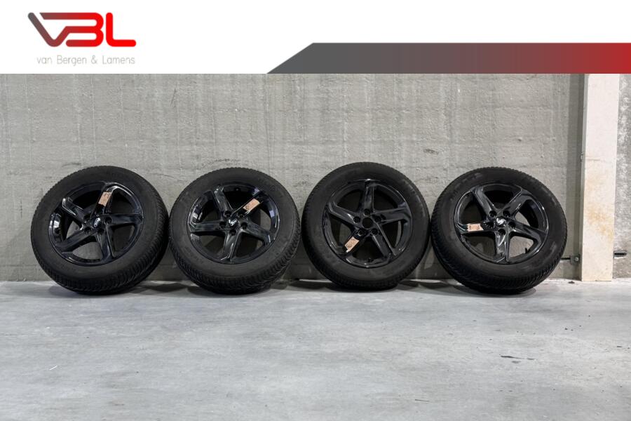 Origineel Ford Focus Lichtmetalenvelgen Kleber 205/60R16