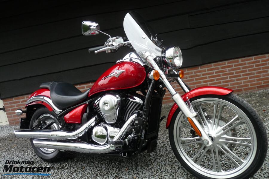 Kawasaki VN 900 Custom