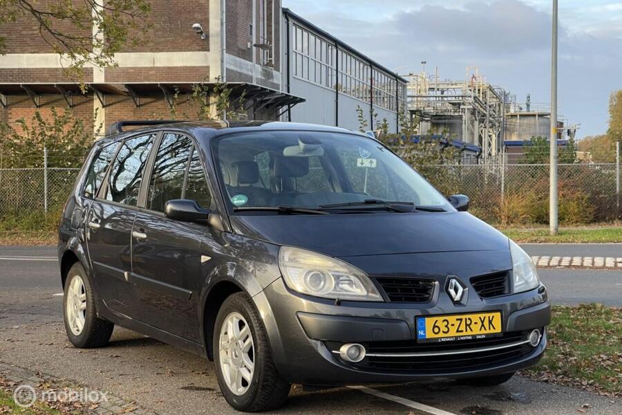 Renault Grand Scénic 1.6-16V Tech Line | Dealer Onderhouden | Trekhaak | Parkeersensoren | NAV | Cruise Control