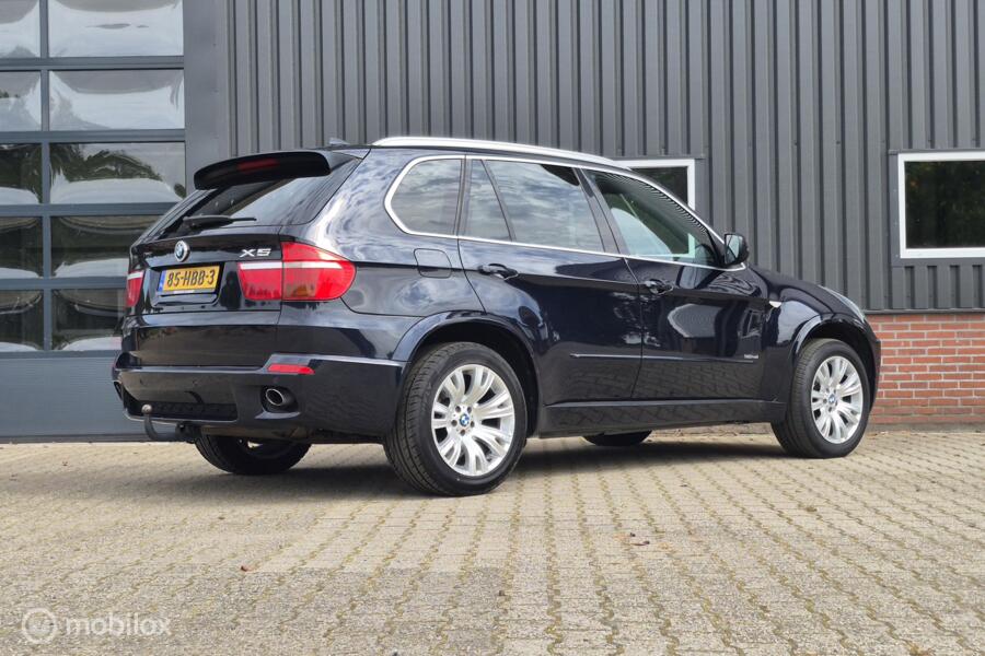 BMW X5 3.0sd High Exe|7-zits|Carbonzwart|M-Pakket|286PK