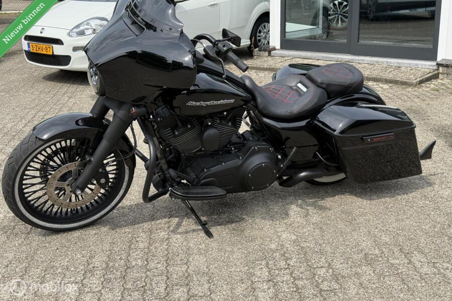 Harley Davidson 103 FLHXS Street Glide Special 2016