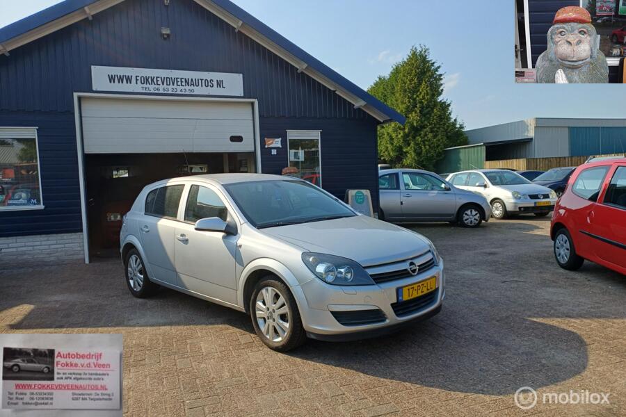 Opel Astra 1.6 Essentia