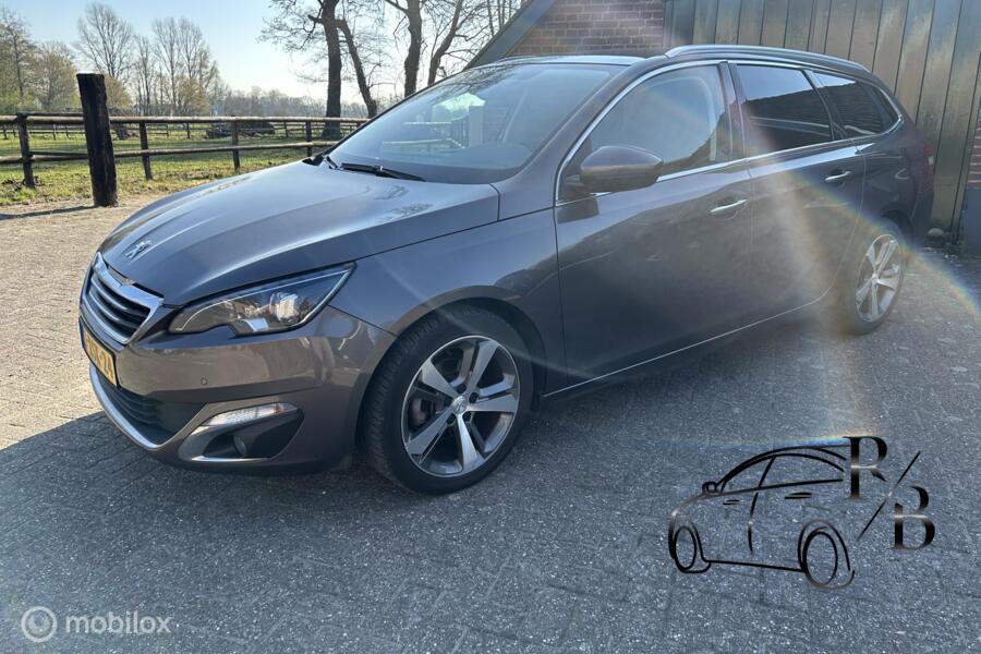 Peugeot 308 SW 1.2 e-THP Première lees tekst/NAVI/PANORAMA/VOL OPTIES