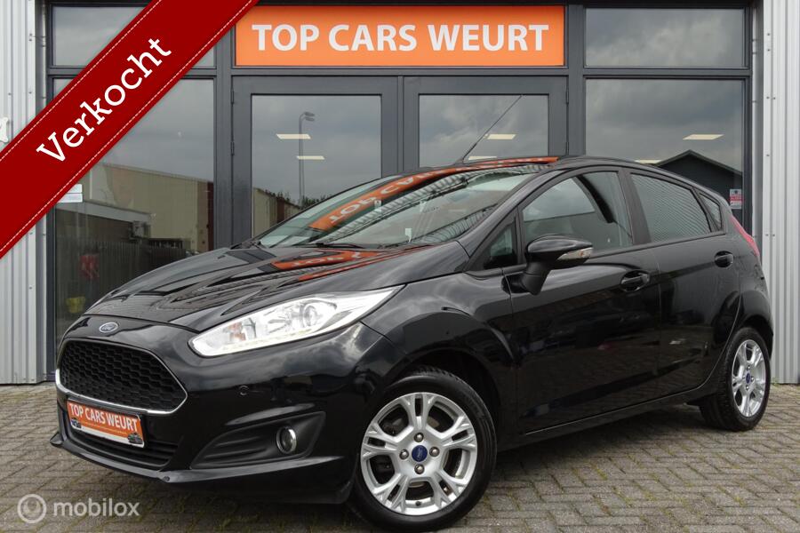 Ford Fiesta 1.0 Titanium 141.712 KM/NAVI/PDC/DEALERONDERHOUDEN!!! Ford Fiesta 1.0 Titanium 141.712 KM/NAVI/PDC/DEALERONDERHOUDEN!!!
