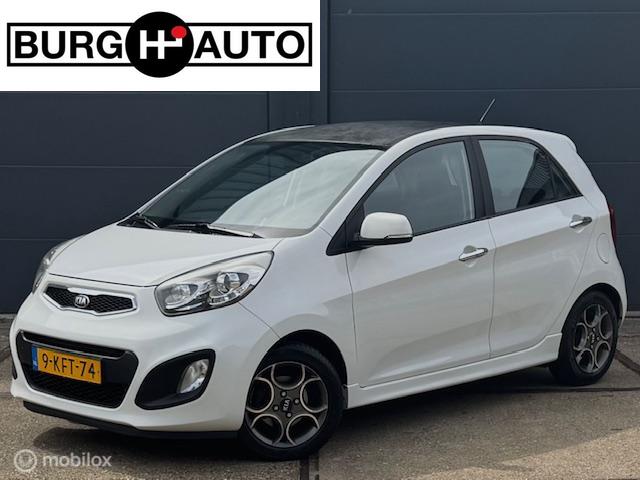Kia Picanto 1.0 CVVT Design Edition 5 deurs - AIRCO - NAVI - PARKEERSENSOREN - BLUETOOTH - LM VELGEN - EL. INKLAPBARE BUITENSPIEGELS - EL. RAMEN VOOR + ACHTER - NAP - NL AUTO - APK T/M 10-06-2026 -