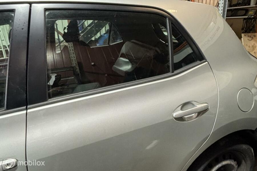 Achterdeur links origineel linksachter Toyota Auris I