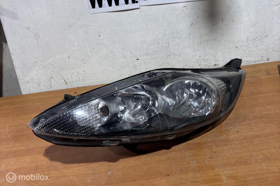 Koplamp links Ford Fiesta VI ('08-'17)
