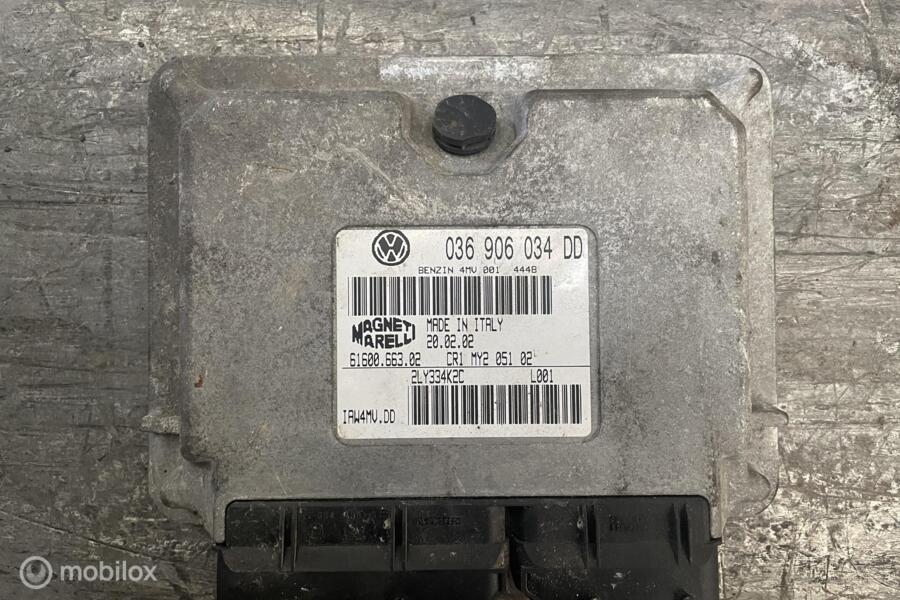 Computer motormanagement Volkswagen Polo 9N 1.4 16v (01/05)