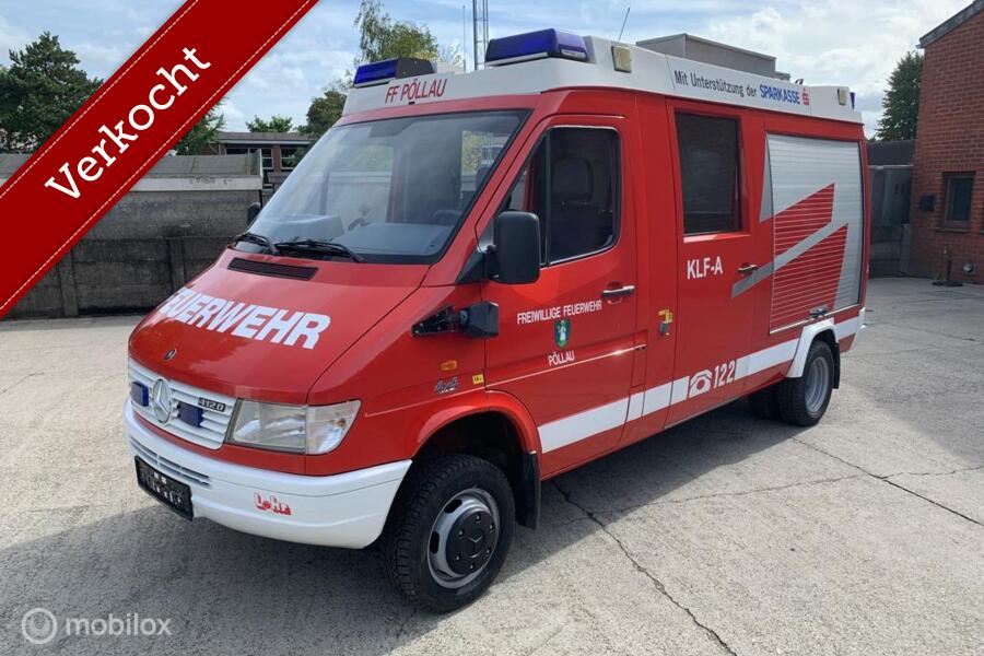 Mercedes Sprinter 4x4  32088 km   412Diesel Perfecte staat