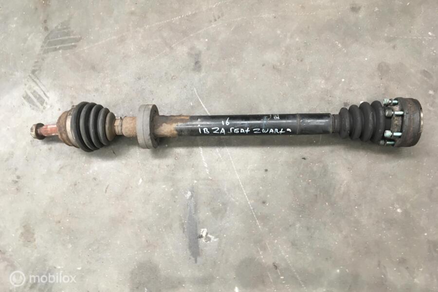 Aandrijfas rechtsvoor Seat Ibiza 6K 1.6 Sport ('93-'02)