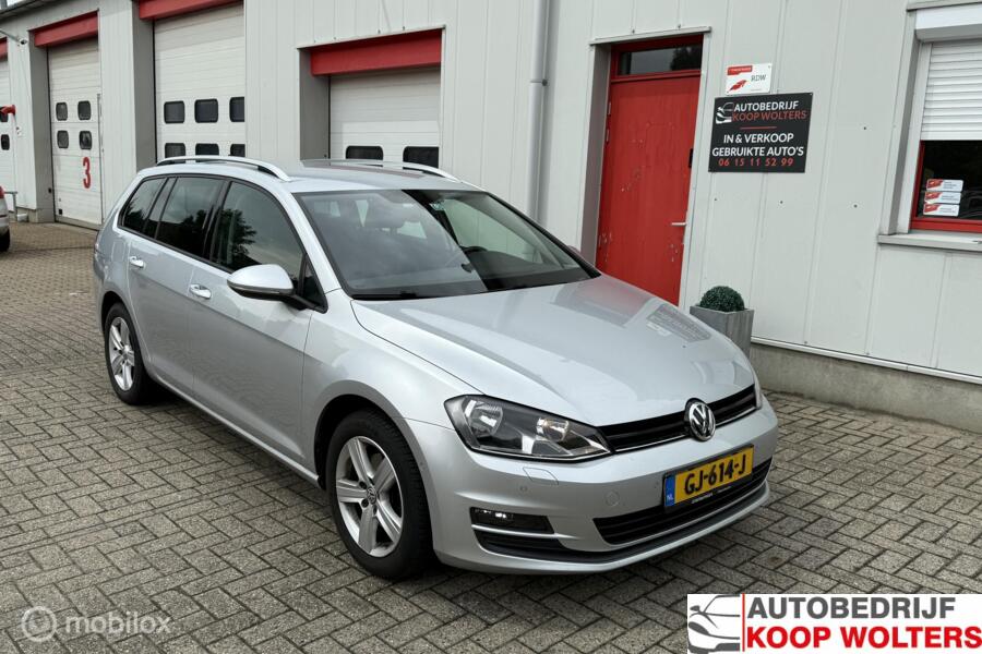 Volkswagen Golf  1.6 TDI Highline DSG
