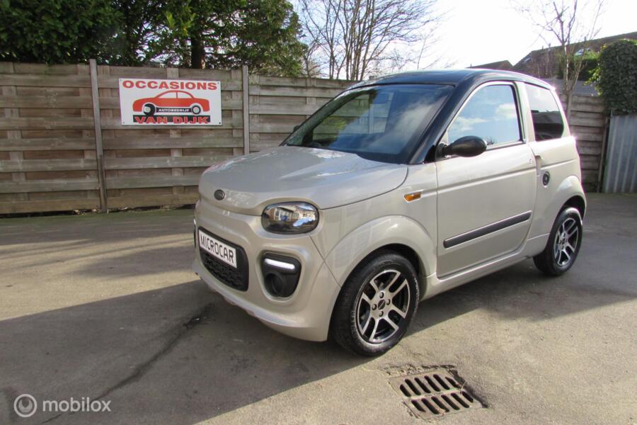 Microcar Brommobiel M.GO 6 Airco Stuurbekr dci