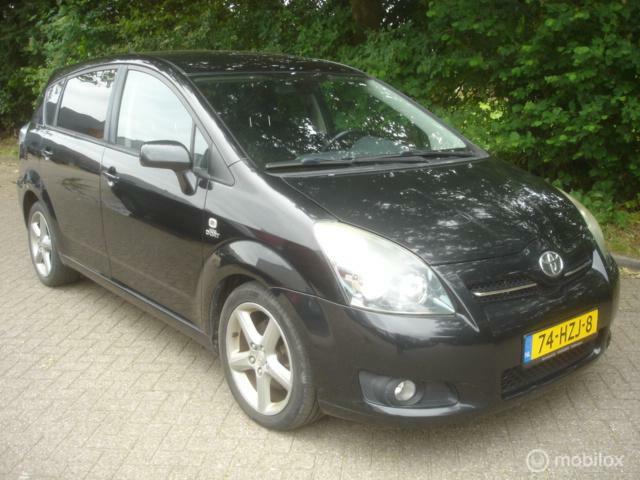 Toyota Corolla Verso 2.2 D-4D 177 PK 6 Bak Airco Cruise.