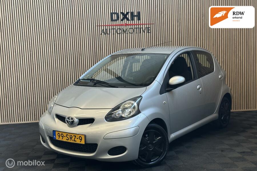 Toyota Aygo 1.0 Navigator AUTOMAAT 3eEIG NAP NAVI BLUE AIRCO