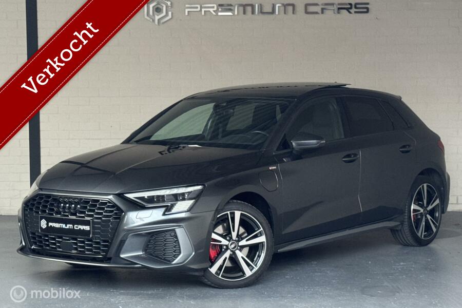 Audi A3 Sportback 40 TFSI 3X S-Line Pano Keyless Matrix