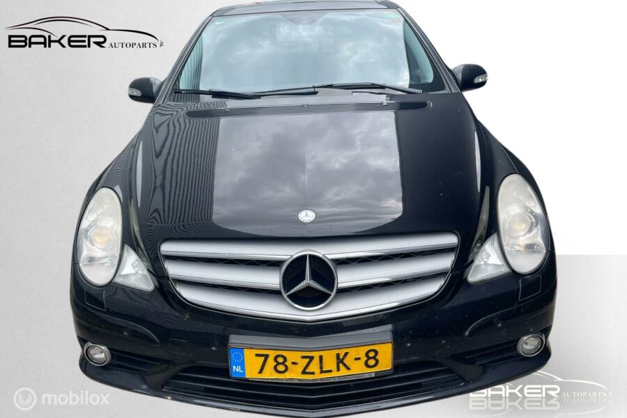 Bumperset AMG zwart c197 Mercedes R-klasse W251