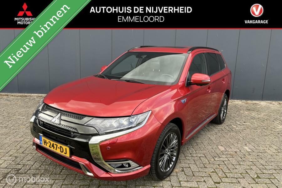 Mitsubishi Outlander 2.4 PHEV S-Edition TREKHAAK CARPLAY