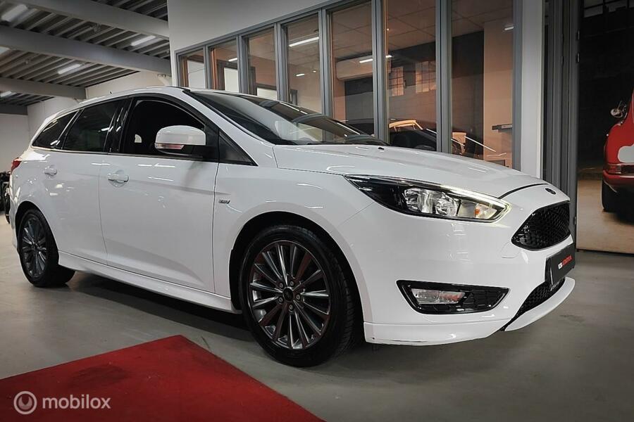 Ford Focus Wagon 1.0 ST-Line 2017 AIRCO VELGEN STOELVERW. NE APKMM STOELVEREMM