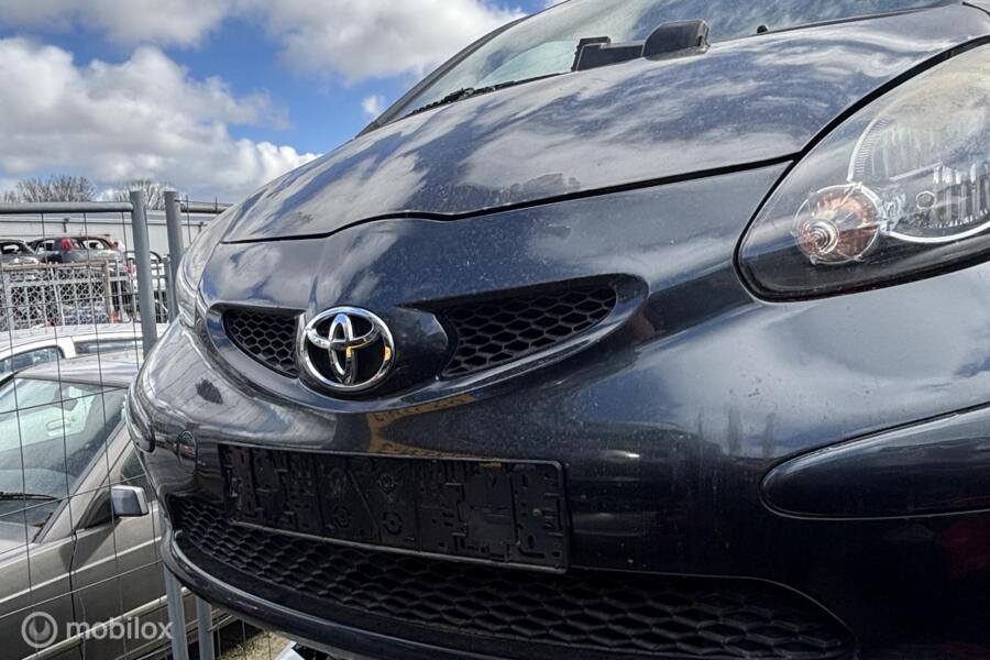 Voorbumper Toyota Aygo I ('05-'14)