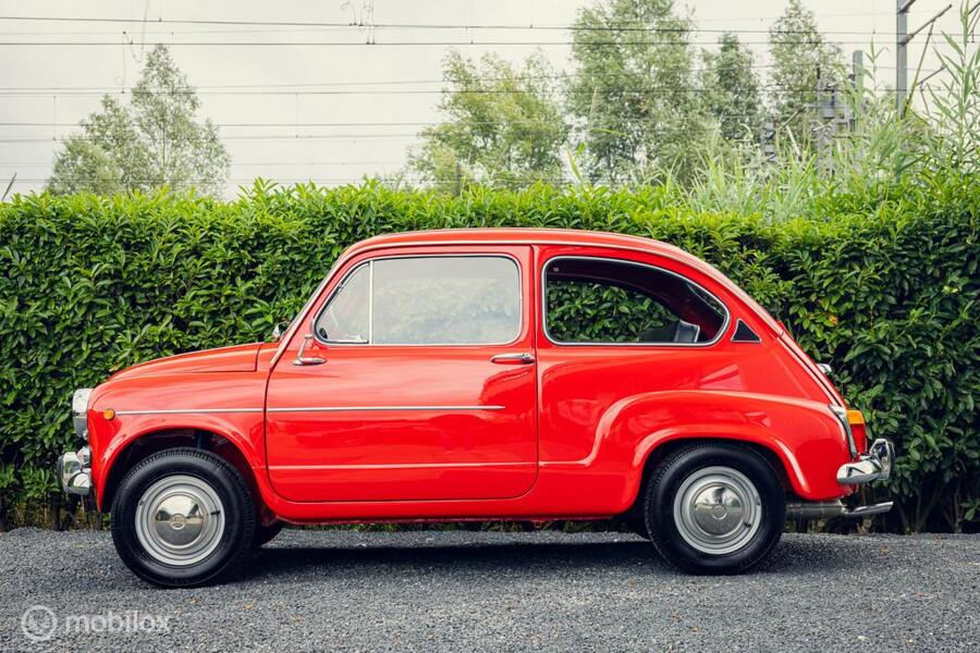 FIAT 600 - org NL - volledig gerestaureerd