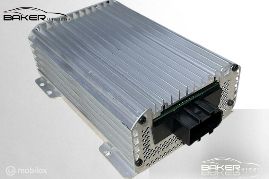 Radio versterker Audi A8 D3 ('02-'10) 4E0035223D