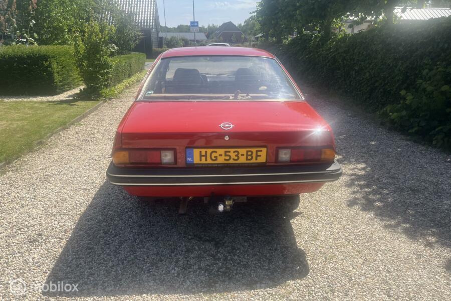 Opel Manta 20 topper