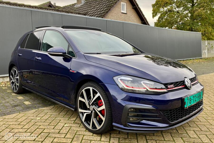Volkswagen Golf 2.0 TSI GTI Performance/pano/dynaudi/leer