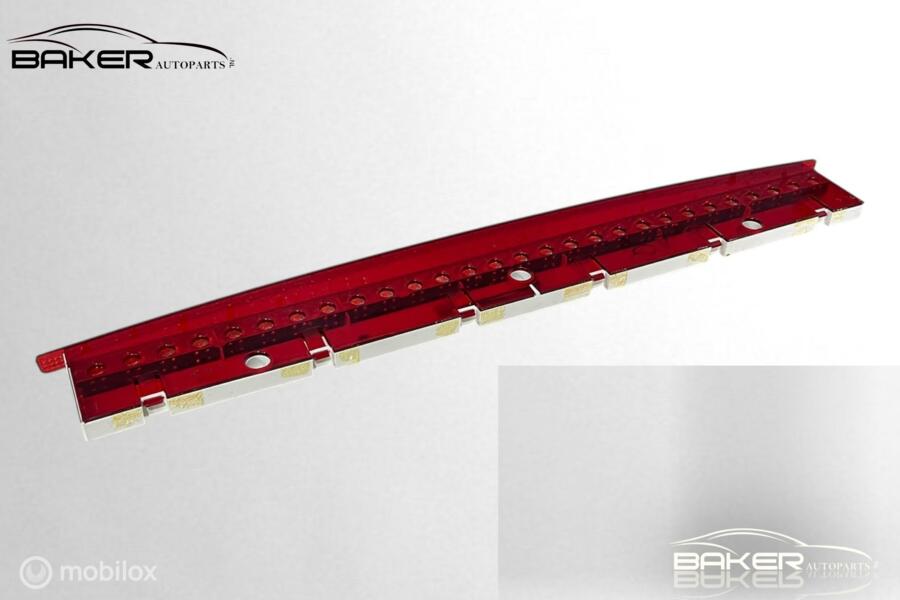 Derde remlicht Audi A8 D3 ('02-'10) 4E0945097