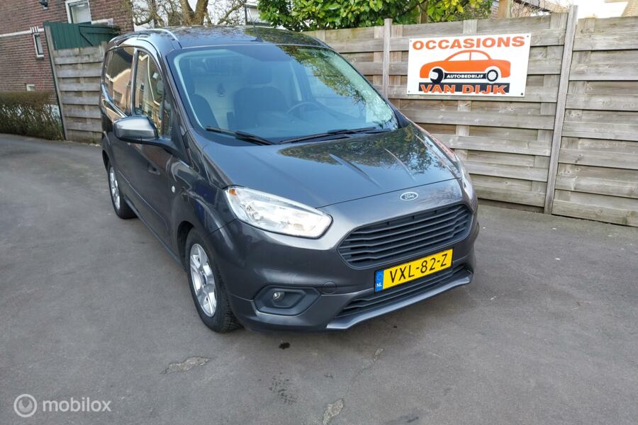 Ford Transit Courier 1.5 TDCI Limited  zeer compleet